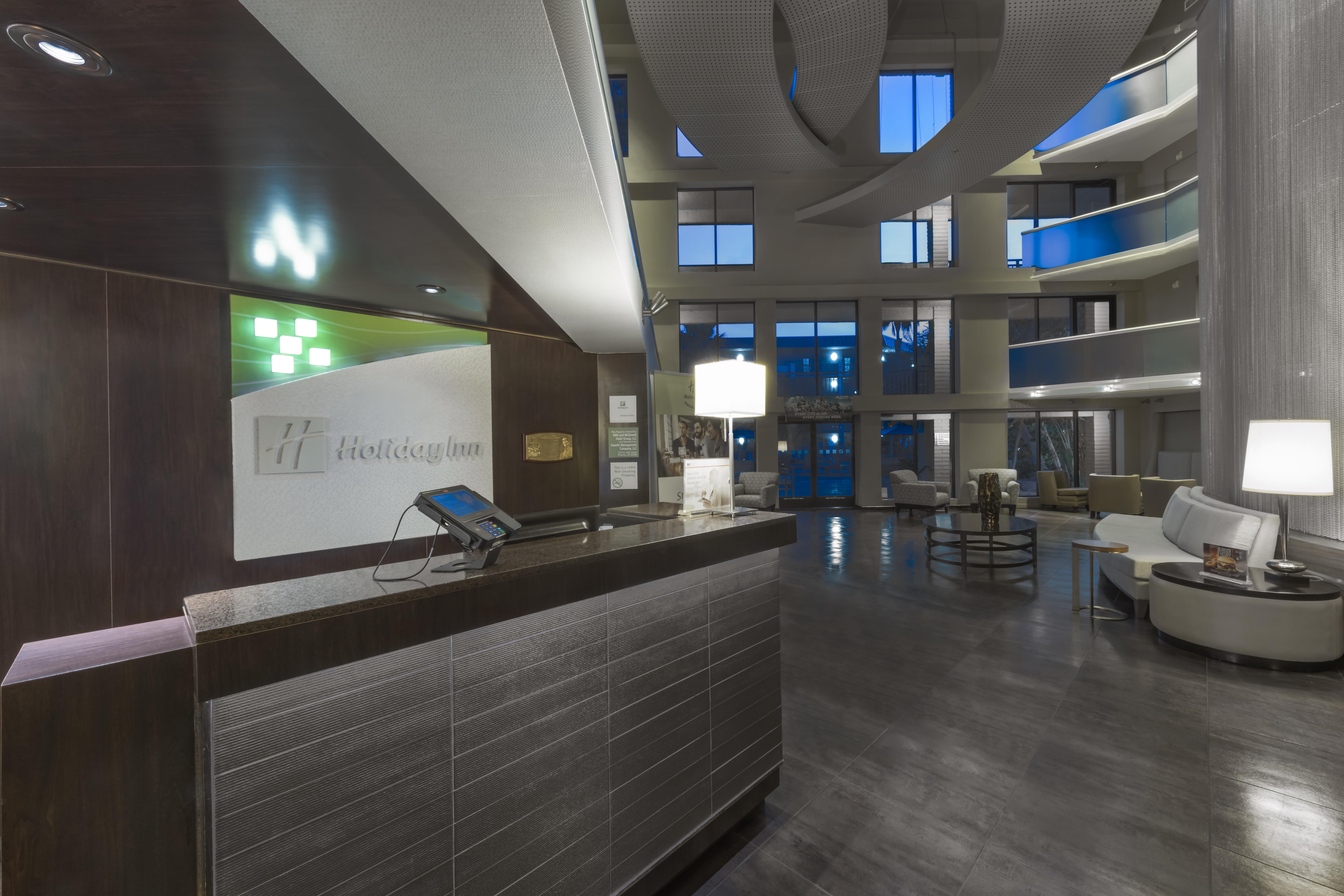 Holiday Inn And Suites Phoenix Airport North By Ihg Exteriör bild