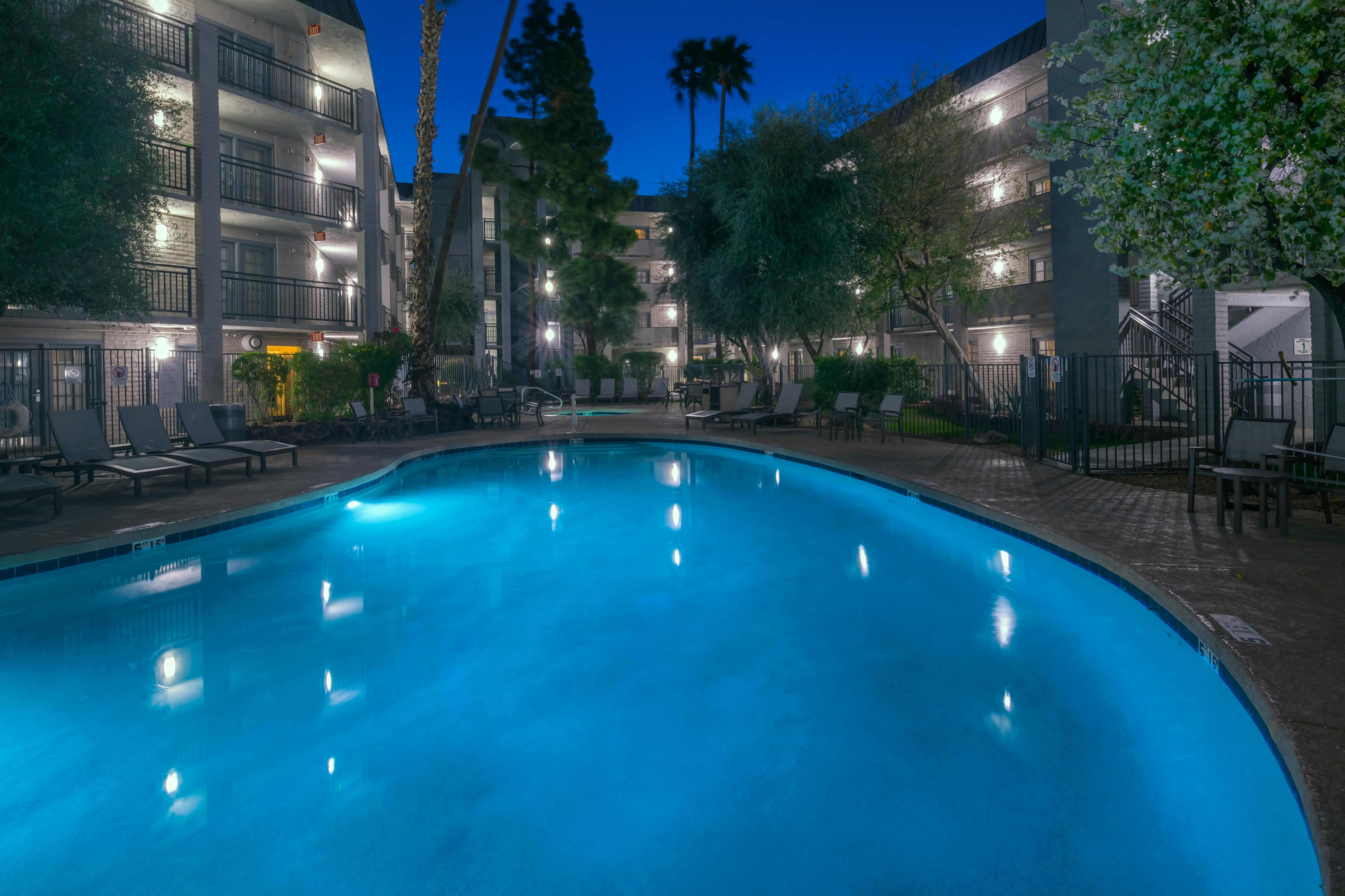 Holiday Inn And Suites Phoenix Airport North By Ihg Exteriör bild